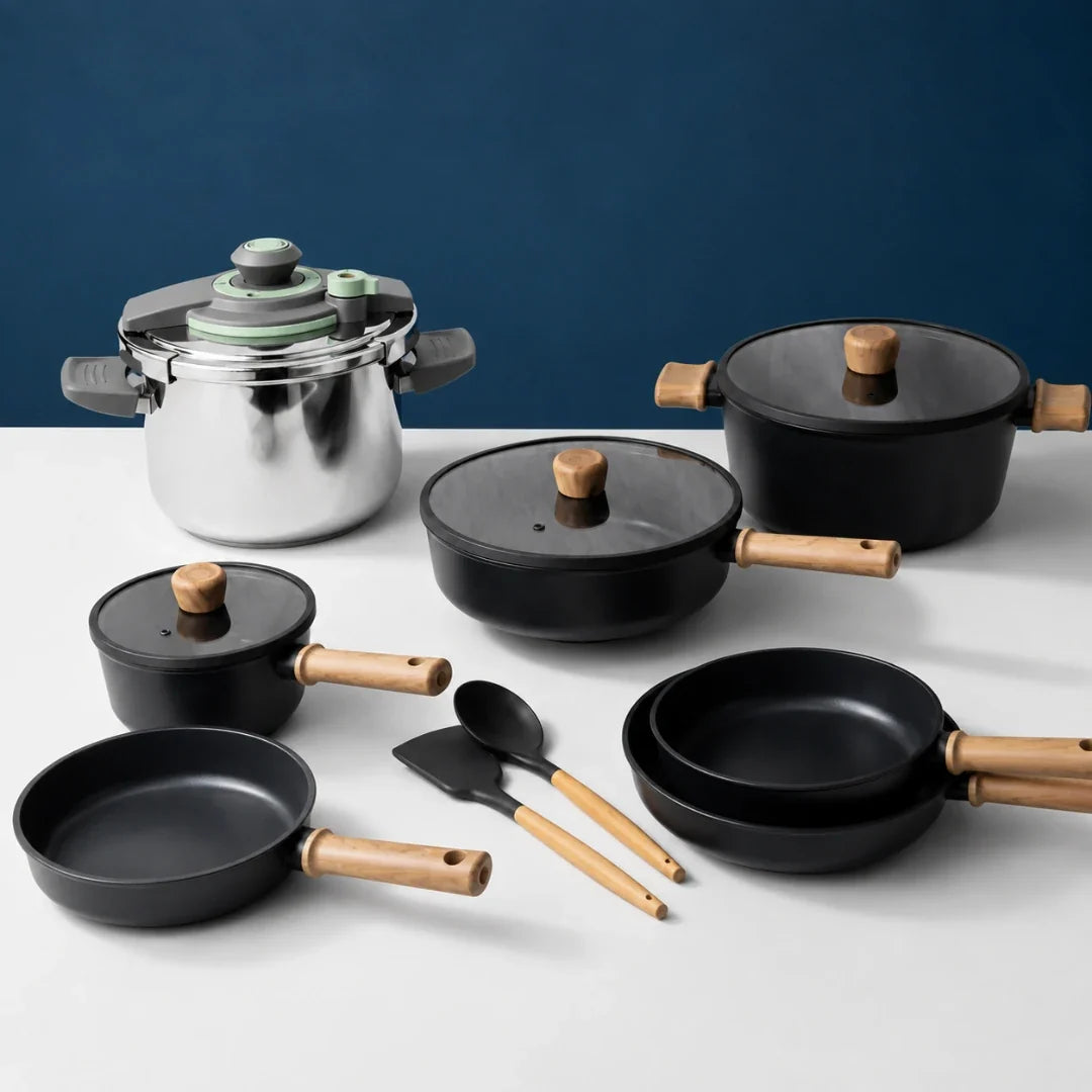 cookware sets & pots
