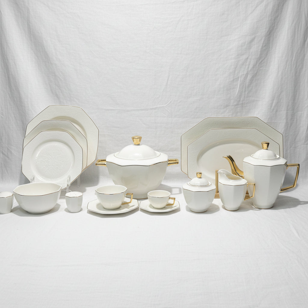 The Majesty 60-Piece Banqueting Dinnerware Collection