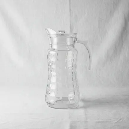 The Prism Minimalist Hydration Vault (1.7L Glass Water Pitcher)