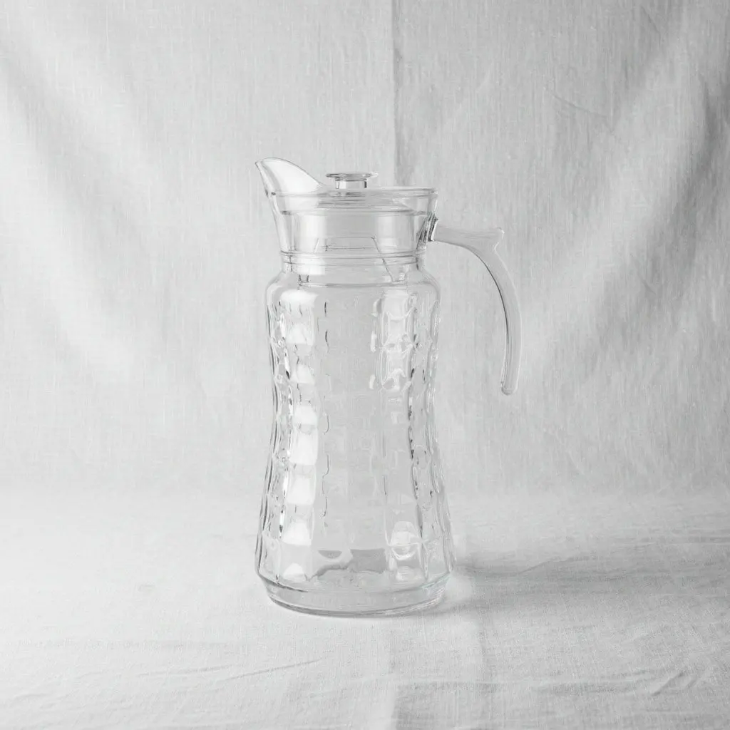 The Prism Minimalist Hydration Vault (1.7L Glass Water Pitcher)