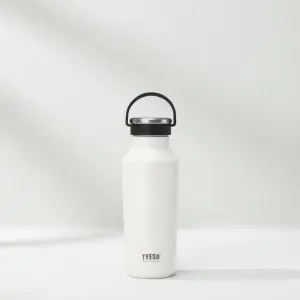 TYESO Vacuum Insulated Sports Bottle with Soft Silicone Handle (500ml)