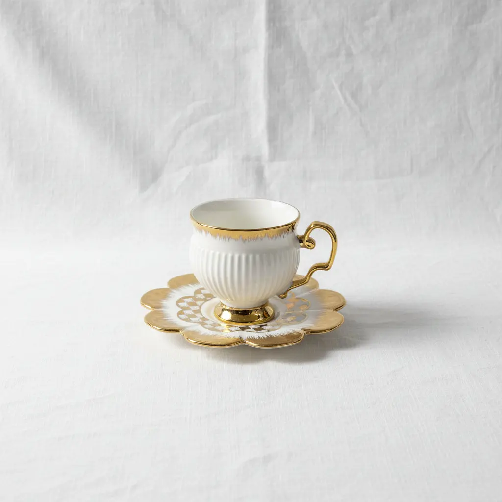 The Minimalist Hospitality Pavilion (Coffee Cup with Plate)