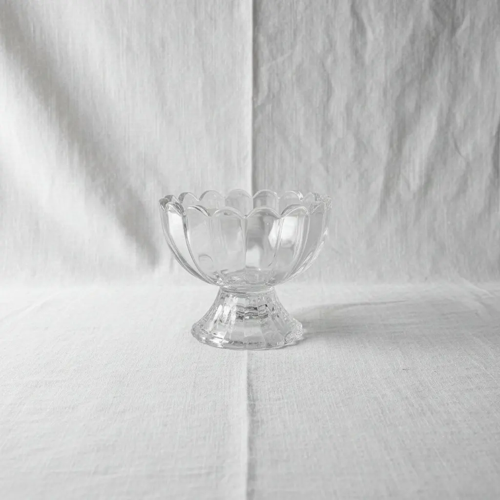The Minimalist Hospitality Pavilion (Ice Cream Glass Cups - Style 038 - 6 Pieces)
