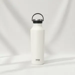 TYESO Vacuum Insulated Sports Bottle with Soft Silicone Handle (750ml)