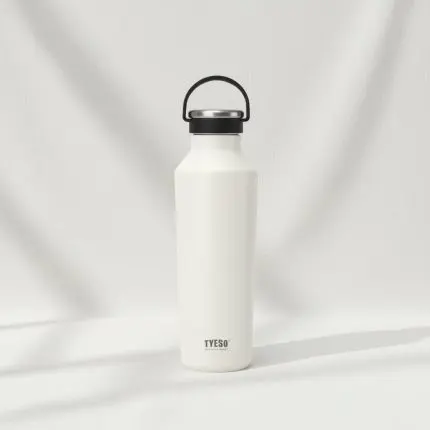TYESO Vacuum Insulated Sports Bottle with Soft Silicone Handle (750ml)