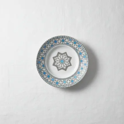 Elegant Minimalist Porcelain Dessert Coup Plate (21cm)
