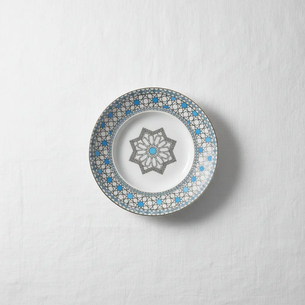 Elegant Minimalist Porcelain Dessert Coup Plate (21cm) Elegant Minimalist Porcelain Dessert Coup Plate (21cm)