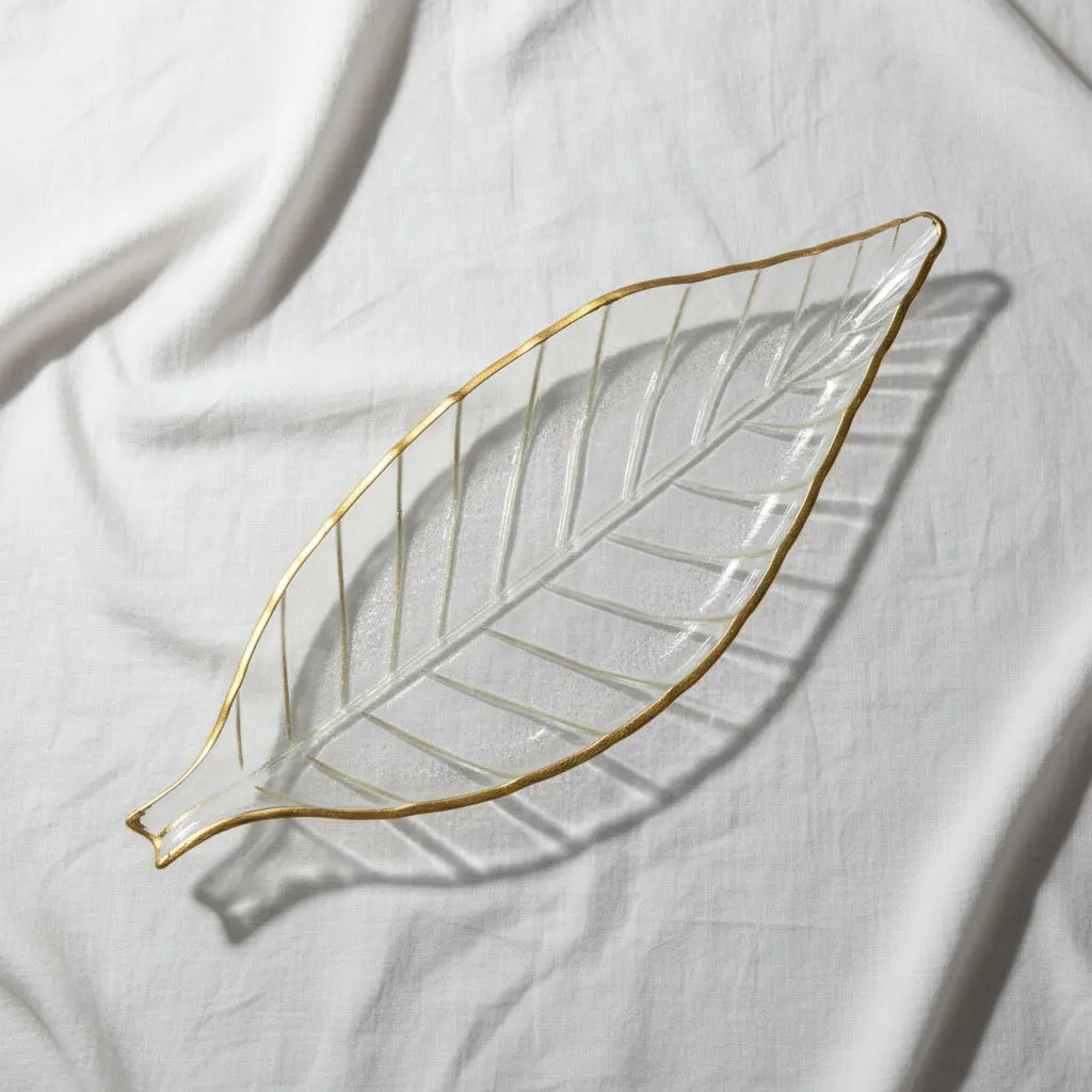 The Prism Minimalist Glass Presentation Platter The Prism Minimalist Glass Presentation Platter