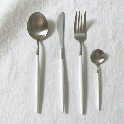 Spoons (24-Piece) – White – C12-10