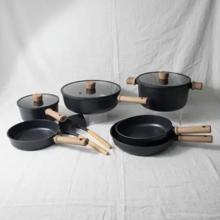 The Citron Minimalist 9-Piece Light Forged Cookware Suite (with Detachable Cream Handles)