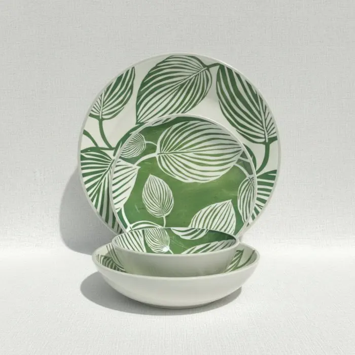 The Merisi Minimalist 24-Piece Porcelain Dinner Set