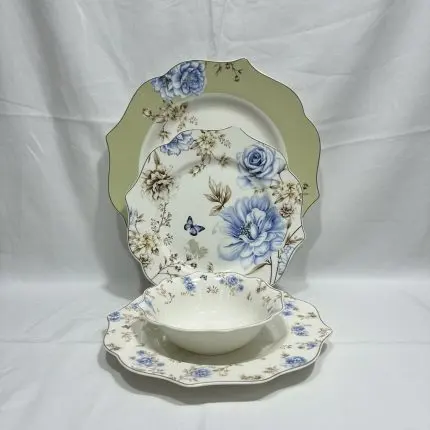 The Minimalist Hospitality Pavilion (Blue Flowers Dinner 24Pcs Set)