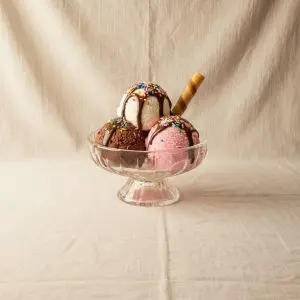 The Minimalist Hospitality Pavilion (Ice Cream Glass Cup 170ml - Style 078)